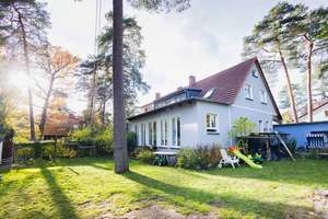 Gelegenheit Kleinmachnow: Großzügiges & erstklassiges Einfamilienhaus in Grenzbebauung!!! – Die vollständige Adresse der Immobilie erhältst du vom Anbieter., 14165 Zehlendorf, Berlin – Vorschaubild 2