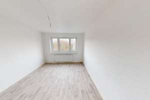 3-Raum-Wohnung mit Einbauküche und Balkon – C.-v.-Ossietzky-Str. 163, 9127 Gablenz, Chemnitz – Vorschaubild 4