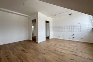Attraktive Dachgeschosswohnung mit viel Raum und Balkon in zentraler Lage – Rethelstraße 155, 40237 Düsseltal, Düsseldorf – Vorschaubild 6