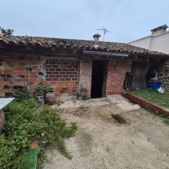 Haus in der Nähe der Einsiedelei in Castelló de Rugat