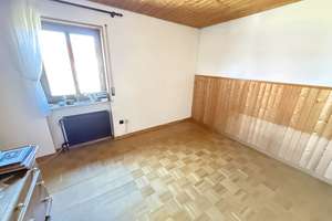 GERÄUMIGES EINFAMILIENHAUS
MIT GARTEN UND GARAGE
IN STADTNAHER LAGE – Die vollständige Adresse der Immobilie erhältst du vom Anbieter., 74523 Schwäbisch Hall – Vorschaubild 11