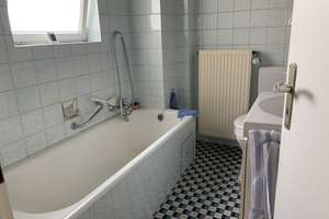 Liebenswertes Haus in Innenstadtnähe – Die vollständige Adresse der Immobilie erhältst du vom Anbieter., 67098 Bad Dürkheim – Vorschaubild 24