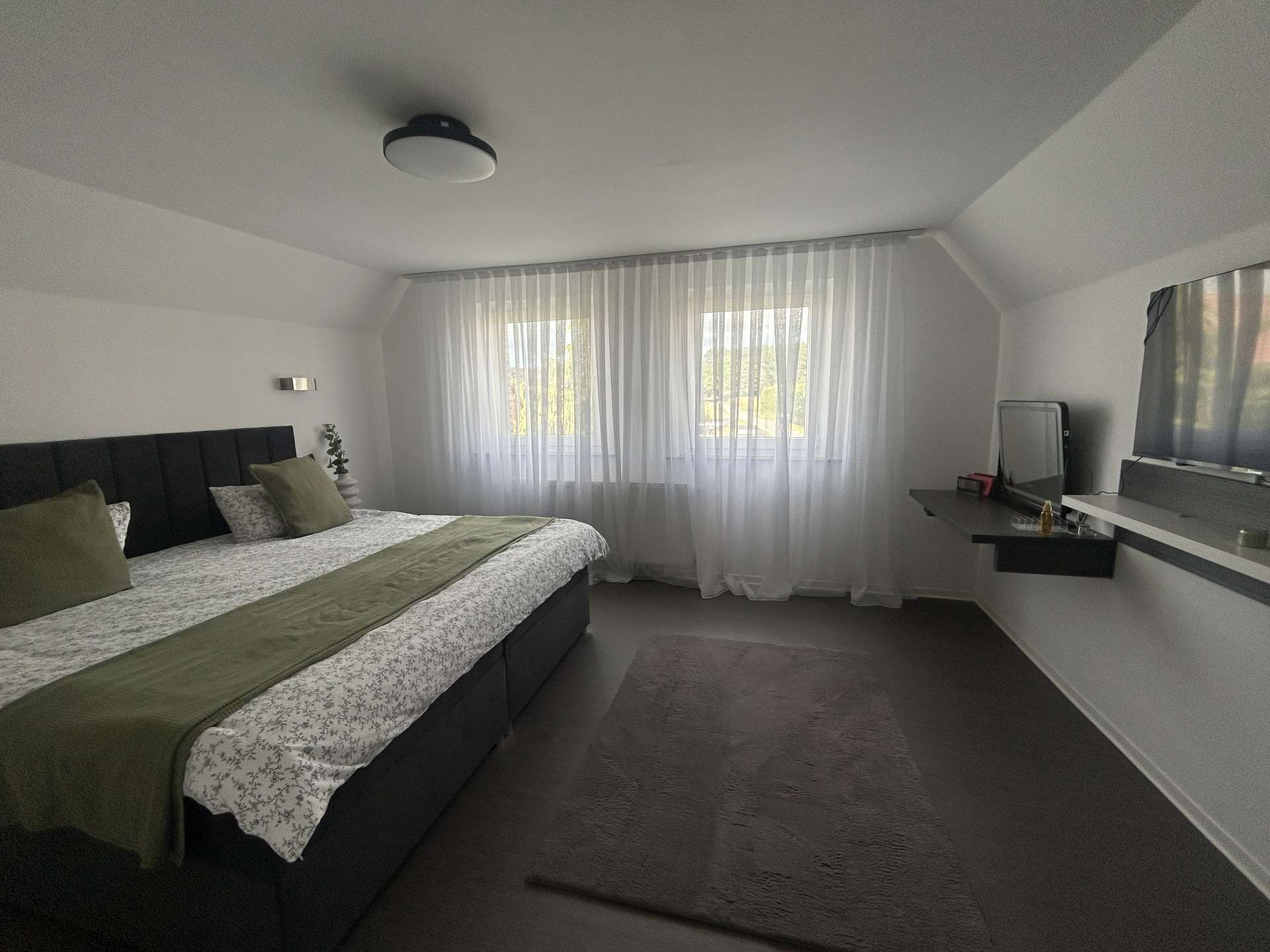 Immobilie in Bissendorf - Sehr gepflegtes Einfamilienhaus, komplett renoviert mit viel Platz für die junge Familie. - Bild 0