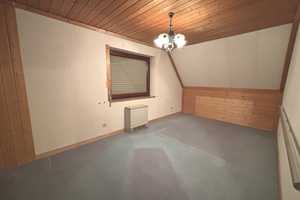 Ruhige Lage! Freie 6-Zi.-DHH mit Garten, Terrasse, Balkon, ca. 130 m² Wfl., Garage, Bj. ca. 1984 – Stuttgart – Vorschaubild 18