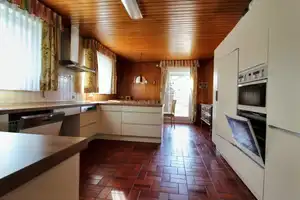 Großes gepflegtes Wohnhaus in bester Wohnlage zu vermieten! – Zollernalbkreis – Vorschaubild 5