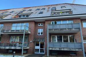 vermietete 4 Zimmer Maisonette – Dachgeschosswohnung in schöner Lage von Schnelsen – Die vollständige Adresse der Immobilie erhältst du vom Anbieter., 22457 Schnelsen, Hamburg – Vorschaubild 1