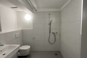PAUSCHALMIETE - Über den Dächern der Stadt  - 1 Zi. Wohnung zu vermieten ** Zentral und modern – Calvinstraße 21, 42103 Elberfeld, Wuppertal – Vorschaubild 4