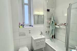 Helle, gemütliche 3-Zimmer-Wohnung mit Balkon und EBK in Stuttgart Mitte – Stuttgart – Vorschaubild 7