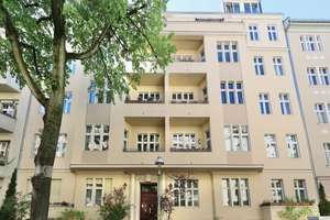 REPRÄSENTATIVER ALTBAU - HOHE DECKEN, STUCK, FISCHGRÄTPARKETT & BALKON - KU'DAMM-KIEZ – Hektorstr. 17 bb, 10711 Halensee, Berlin – Vorschaubild 28