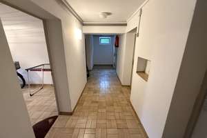 Wohnen & Vermieten: Attraktives 3-Familienhaus mit großzügigem Garten & Garage in Top-Lage! – Die vollständige Adresse der Immobilie erhältst du vom Anbieter., 70439 Zuffenhausen-Elbelen, Stuttgart – Vorschaubild 34
