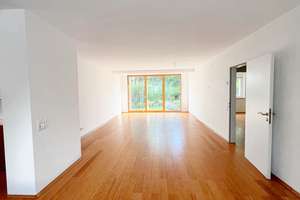 4-Zimmer-Wohnung im EG mit eigenem Garten , Garage und toller Aussicht in  Tüllingen zu vermieten! – Haltinger Pfad 7, 79539 Lörrach – Vorschaubild 7