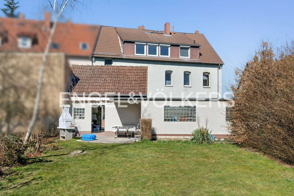 Immobilie in Schöningen - KAPITALANLAGE MIT POTENZIAL - HISTORISCHES MEHRFAMILIENHAUS IN ZENTRALER LAGE VON HELMSTEDT - Bild 3