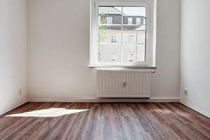 ERSTBEZUG mit bodentiefer Dusche und Balkon sofort verfügbar! – Charlottenstraße 73, 9126 Gablenz, Chemnitz – Vorschaubild 7