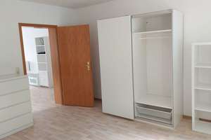 schöne, gemütliche und teilmöblierte Wohnung mit Balkon in zentraler Lage von Siegen – Friedrich-Wilhelm-Straße 90, 57074 Siegen, Siegen – Vorschaubild 4