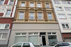 Zentral gelegene 4-Zimmer-Wohnung in der Südstadt – Die vollständige Adresse der Immobilie erhältst du vom Anbieter., 42119 Elberfeld, Wuppertal – Vorschaubild 1
