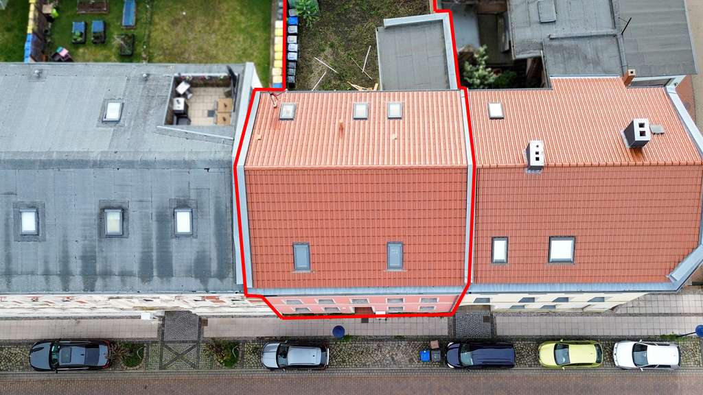 Mehrfamilienhaus in geschlossener Bebauung 