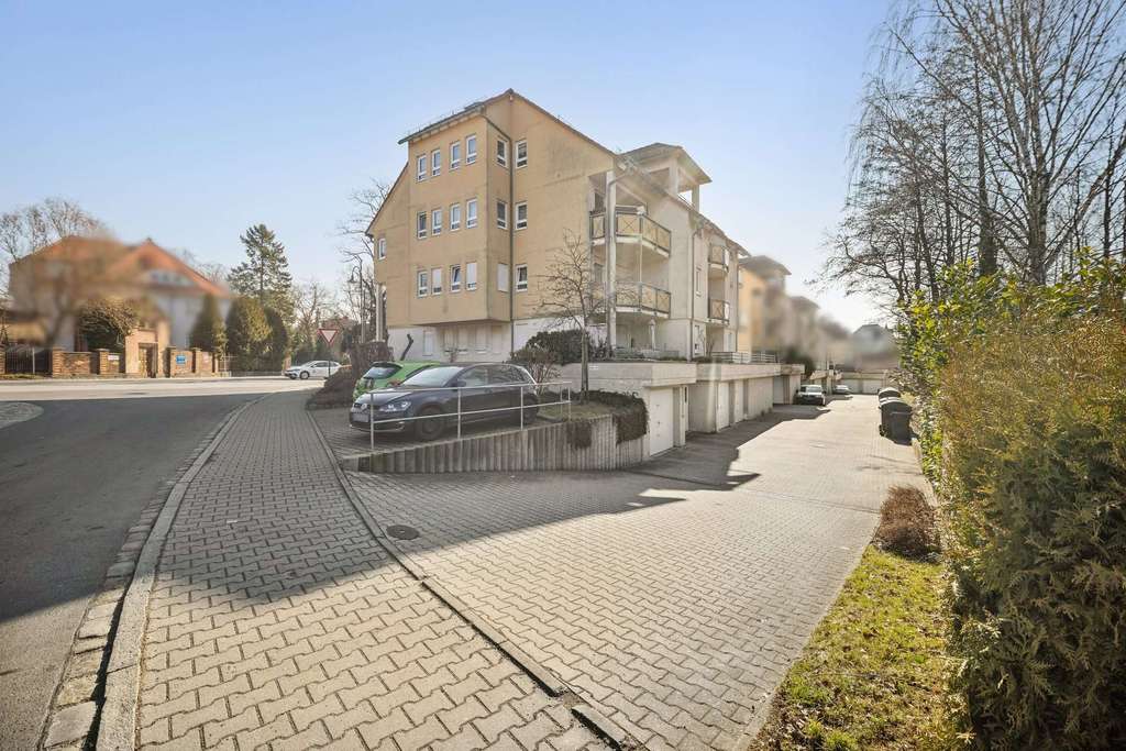 Immobilie in Großröhrsdorf - ***Sichere und langjährige Mieterin für Ihr Investition*** - Bild 1