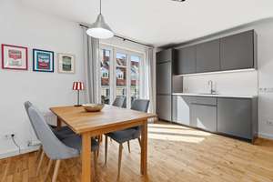 Charmante 3,5 Zimmer Wohnung mit Balkon im Herzen der Maxvorstadt – wohnen am Josephsplatz – Die vollständige Adresse der Immobilie erhältst du vom Anbieter., 80798 Josephsplatz, München – Vorschaubild 5