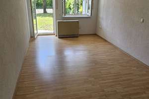 Reiheneckhaus mit viel Charme und Gestaltungsmöglichkeiten auf einem sonnigen Südgrundstück – Pfaustr. 21, 86179 Haunstetten-West, Augsburg – Vorschaubild 7