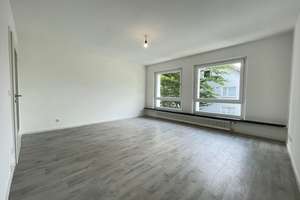 *Balkonwohnung*modernisiert*Wannenbad*gedämmtes Haus*ruhige Lage* – Bandstr. 128, 45359 Bedingrade, Essen – Vorschaubild 6