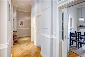 Möbliert: Wunderschöne Altbauwohnung  am Gärtnerplatz – Die vollständige Adresse der Immobilie erhältst du vom Anbieter., 80469 Gärtnerplatz, München – Vorschaubild 12