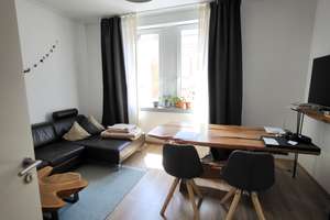 Nachmieter gesucht – 2-Zimmer-Altbauwohnung in Stuttgart-Süd ab 01.08. – Die vollständige Adresse der Immobilie erhältst du vom Anbieter., 70199 Südheim, Stuttgart – Vorschaubild 2