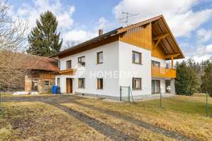 Land & Leben vereint: Großzügiges Landhaus mit 15.755 m² Grundstück in Eging am See – Die vollständige Adresse der Immobilie erhältst du vom Anbieter., 94535 Eging am See – Vorschaubild 3