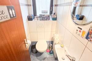 Geräumige 6-Zimmer-Wohnung mit Garten, Terrasse, Garage und Einliegerwohnung – Lerchenweg 2, 71573 Allmersbach im Tal – Vorschaubild 16