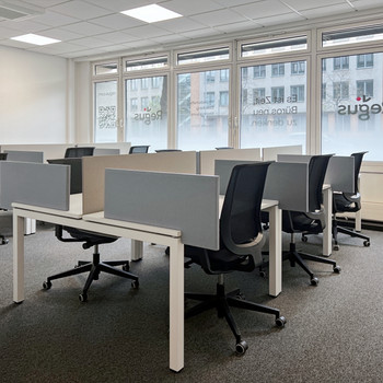 Coworking-Bereich in Regus Atrium