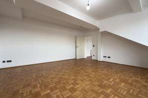 Schicke Dachgeschosswohnung für junge Leute ** Parkett ** Lift ** zentrumsnah – Delitzscher Straße 36, 4129 Eutritzsch, Leipzig – Vorschaubild 4
