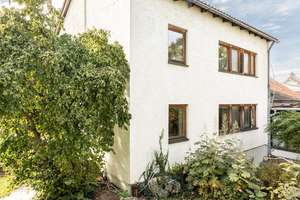 Wohnen & Arbeiten – Freistehendes Einfamilienhaus mit Atelier in ruhiger Ortslage – Die vollständige Adresse der Immobilie erhältst du vom Anbieter., 85551 Kirchheim bei München – Vorschaubild 4
