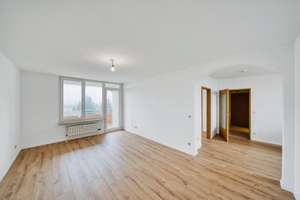 Renovierte 3,5-Zimmer-Wohnung mit Alpenblick – Die vollständige Adresse der Immobilie erhältst du vom Anbieter., 81737 Neuperlach, München – Vorschaubild 1