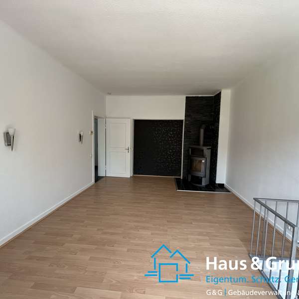 *** charmante 2-Zimmer-Wohnung - Burtscheid - mit Garten und Garage ***