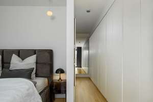 Private Seevilla am Kalksee/Woltersdorf | Bauhausarchitektur mit Bootssteg, Dachterrasse & Sauna – Die vollständige Adresse der Immobilie erhältst du vom Anbieter., 10119 Mitte (Ortsteil), Berlin – Vorschaubild 18