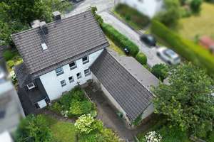 Charmantes Zweifamilienhaus mit großem Garten – Vielseitig nutzbar und sofort bezugsbereit – Die vollständige Adresse der Immobilie erhältst du vom Anbieter., 59929 Brilon – Vorschaubild 16
