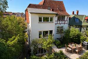 Denkmalgeschütztes Mehrfamilienhaus mit Altstadtblick – historischer Charme in zentraler Lage – Die vollständige Adresse der Immobilie erhältst du vom Anbieter., 69469 Weinheim – Vorschaubild 2