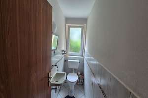 Familienfreundliche, helle, modernisierte 4-Zimmer-Wohnung mit Terrasse, Balkonen und EBK – Die vollständige Adresse der Immobilie erhältst du vom Anbieter., 70599 Birkach-Nord, Stuttgart – Vorschaubild 8