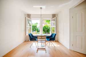 Zeitlos schön: Modernisiertes Haus mit Garten, Pool, Garage, effizienter Heizung & PV-Anlage – Potsdam-Mittelmark (Kreis) – Vorschaubild 5