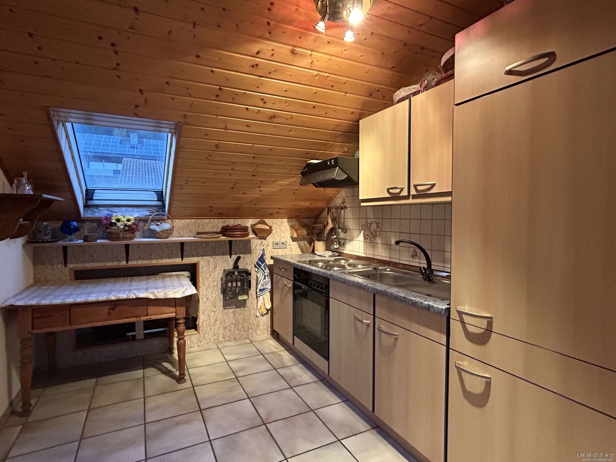 Immobilie in Lambsborn - Zwei- bis Dreifamilienhaus mit Garten und Garage - Bild 0