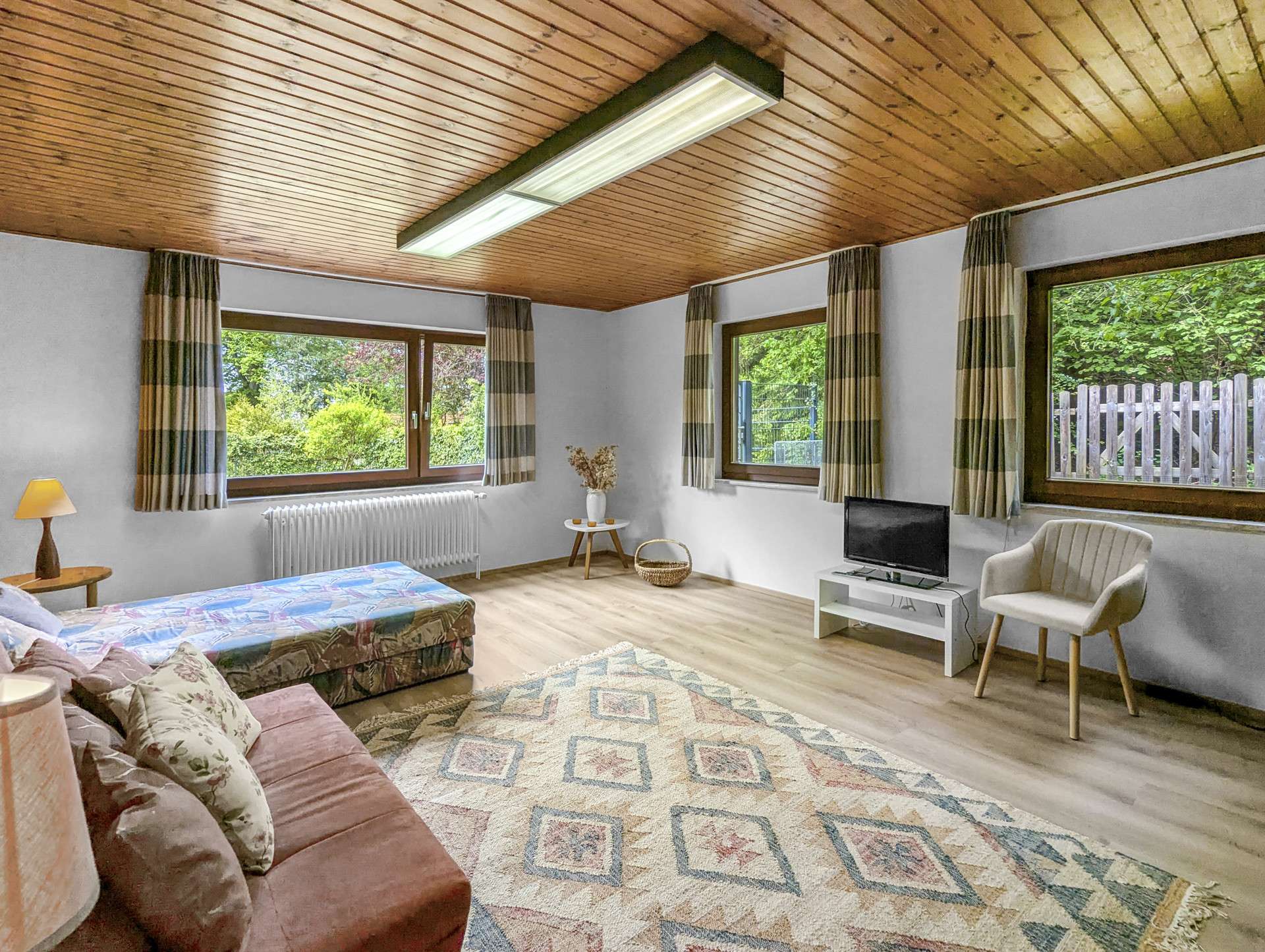 Immobilie in Welle - Mehrgenerationshaus mit Einliegerwohnung, Doppelgarage & Traumgarten in Welle - Bild 0