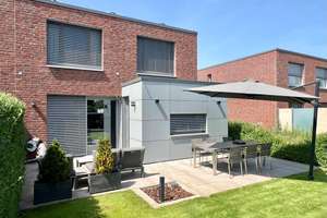 Architekturhighlight mit exklusiver Ausstattung in bester Wohnlage von Isselhorst – Im Wiesengrund 14, 33334 Isselhorst, Gütersloh – Vorschaubild 4