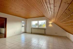 Wohnen mit Charakter: Vier-Zimmer-Dachgeschosswohnung in Carlsberg – Poststr. 16a, 67316 Carlsberg – Vorschaubild 5