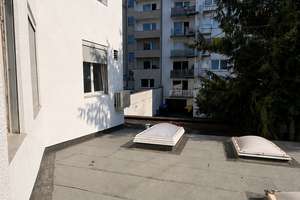 Kernsanierte Loftwohnung mit hoher Decke und Terrasse in ruhigem Innenhof mit Stellplatz – 40223 Bilk, Düsseldorf – Vorschaubild 6
