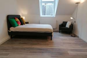NICHT FÜR FAMILIEN GEEIGNET! WG Zimmer in top Lage Nähe Köln in Leverkusen-Opladen City Erstbezug – Birkenbergstr. -, 51379 Opladen, Leverkusen – Vorschaubild 2