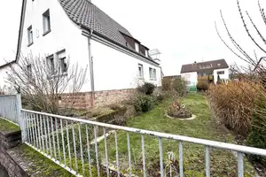 Freistehendes Einfamilienhaus mit Altbaucharme und großzügigem Garten – Miltenberg (Kreis) – Vorschaubild 4
