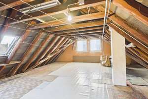 Charmantes Wohn- und Geschäftshaus mit einer Gesamtfläche von etwa 345 m² – Die vollständige Adresse der Immobilie erhältst du vom Anbieter., 42899 Lüttringhausen Mitte, Remscheid – Vorschaubild 15
