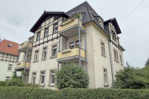 NEU - Hochwertig renovierte Wohnung mit Balkon in ruhiger, grüner Lage