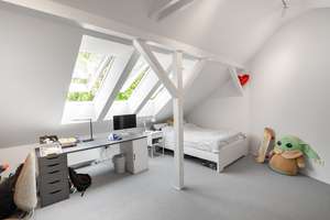 Hochwertig modernisiertes Haus in bester Lage - Provisionsfrei – Die vollständige Adresse der Immobilie erhältst du vom Anbieter., 22359 Volksdorf, Hamburg – Vorschaubild 14