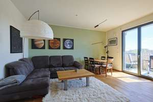 Sonnendurchflutete A+ Balkon-Wohnung, Bj. 2019, Lift, 2-Zimmer, FBH, Parkett, EBK u Luxus-Bad – 13156 Niederschönhausen, Berlin – Vorschaubild 4