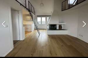 Dachgeschoss Maisonette-Loft-Wohnung mit Rheinturm-Blick in Kö & Medienhafennähe